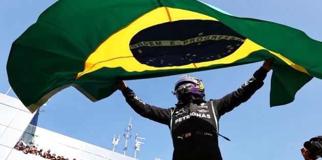 Семикратный чемпион мира Хэмилтон стал почетным гражданином Бразилии