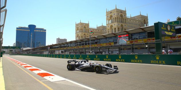 FIA запретила механикам выбираться за пределы ограждения, празднуя успех гонщиков «Формулы-1»